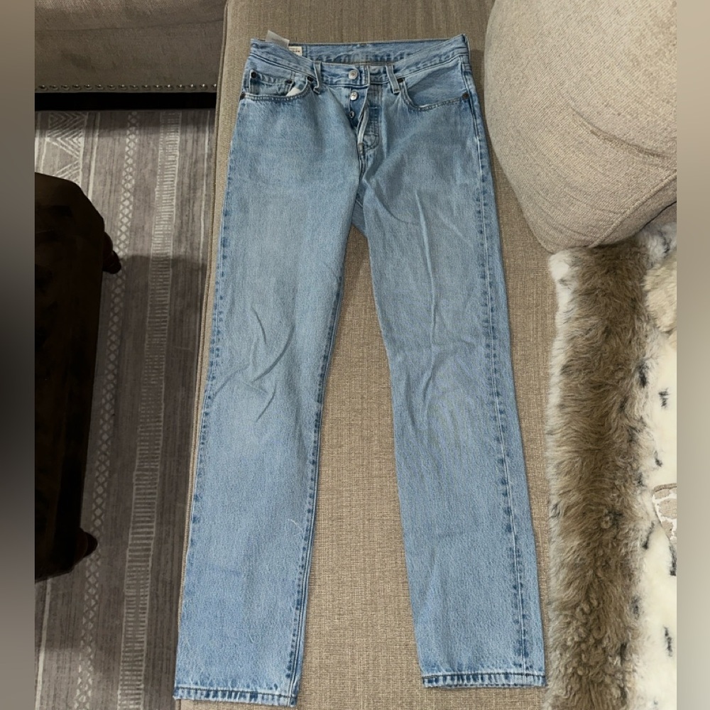 Women’s Levi’ 501 Jeans